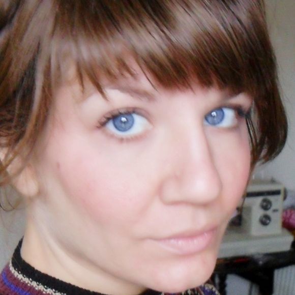 Meet your Posher, Jackie - Picture 1 of 1